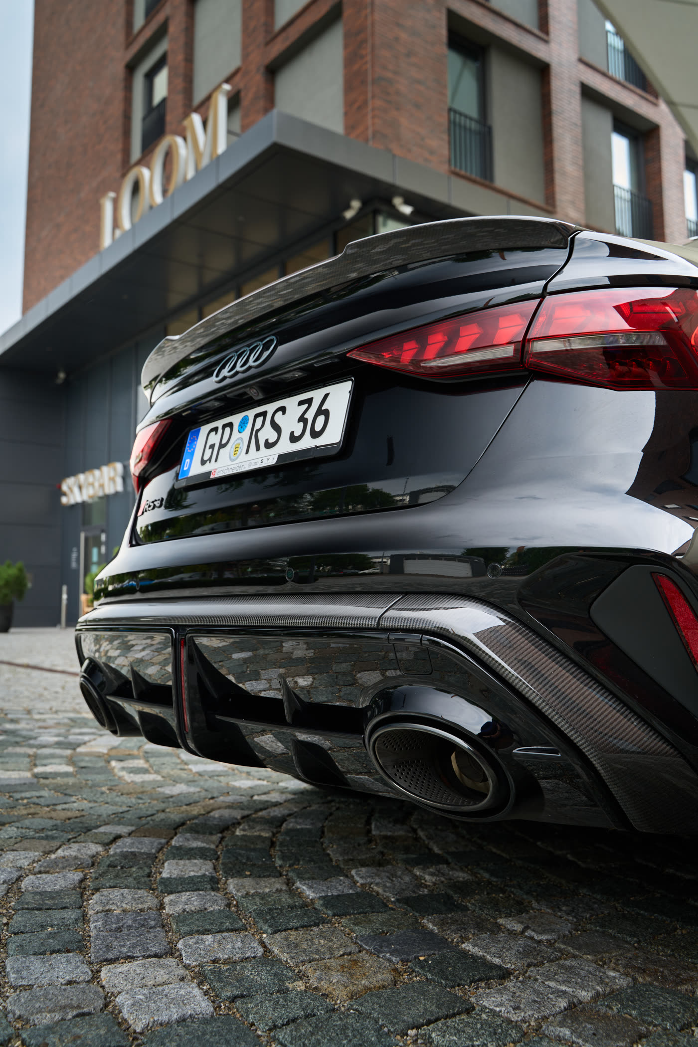 Audi RS3 Heckdetail – Diffusor und ovale RS-Endrohre