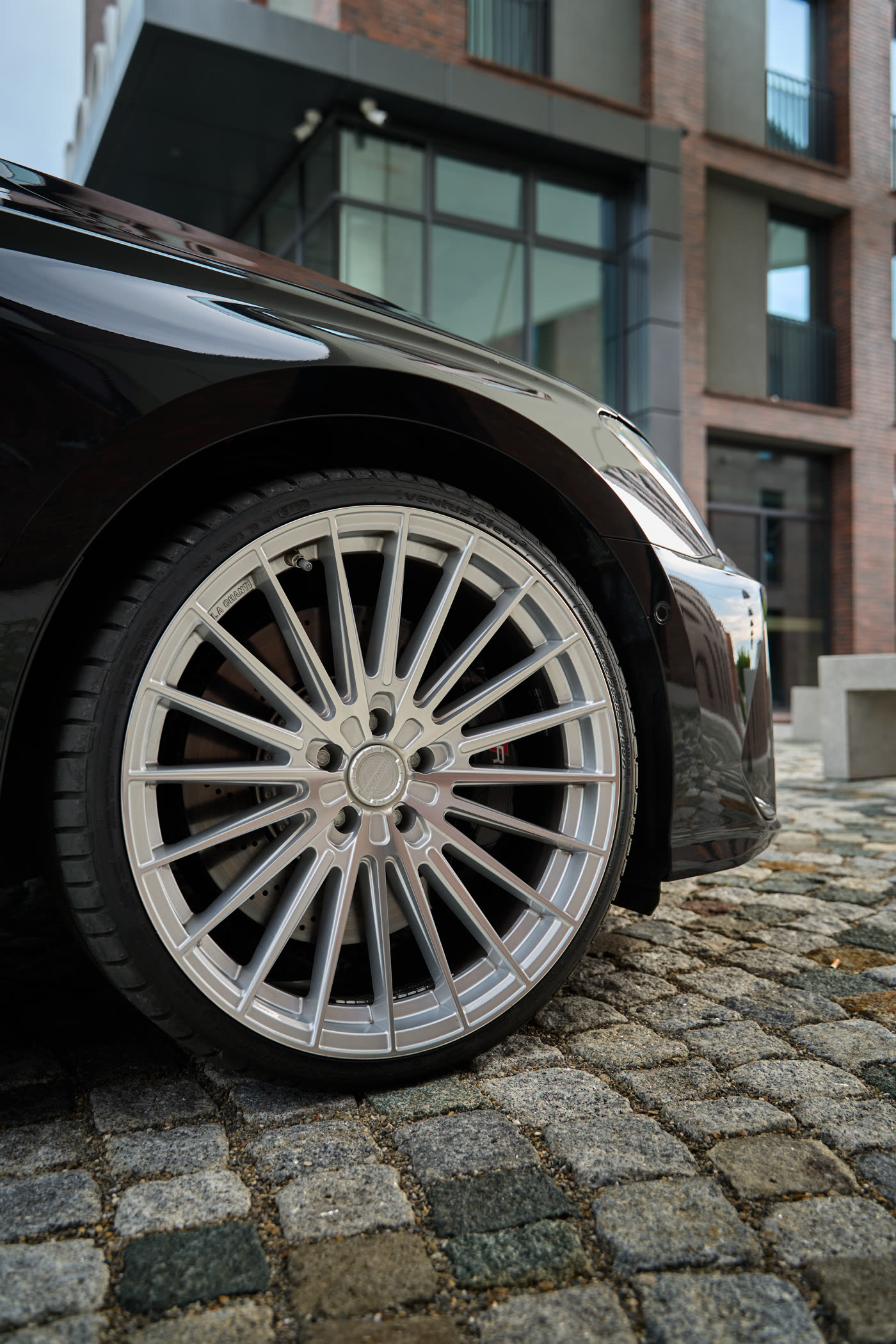 Audi RS3 Leichtmetallfelge im Detail – Sportwagen mieten in Göppingen
